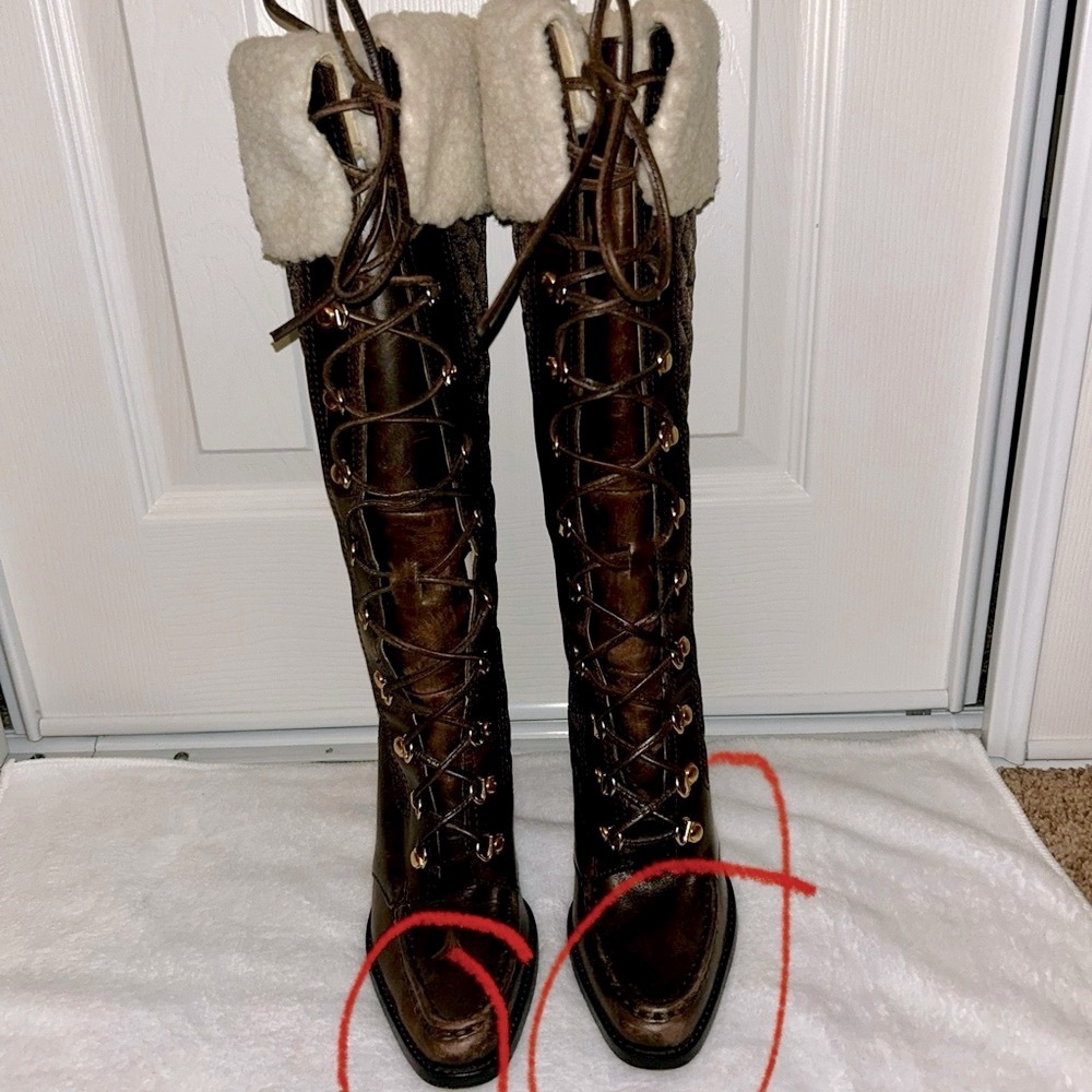 Michael kors winter lace up  leather quilted boots with fur. Size 7 , brown - Picture 2 of 15